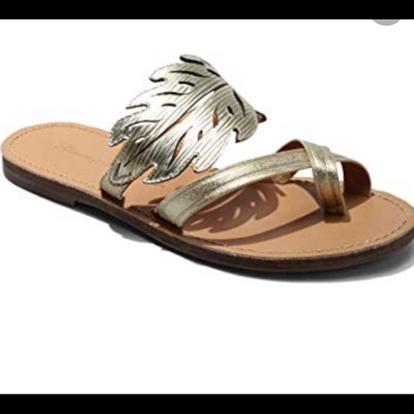 10 Tommy Bahama Plumeria Gold Leaf sandal size 10. Leather sandals retail 200 US - Picture 3 of 9